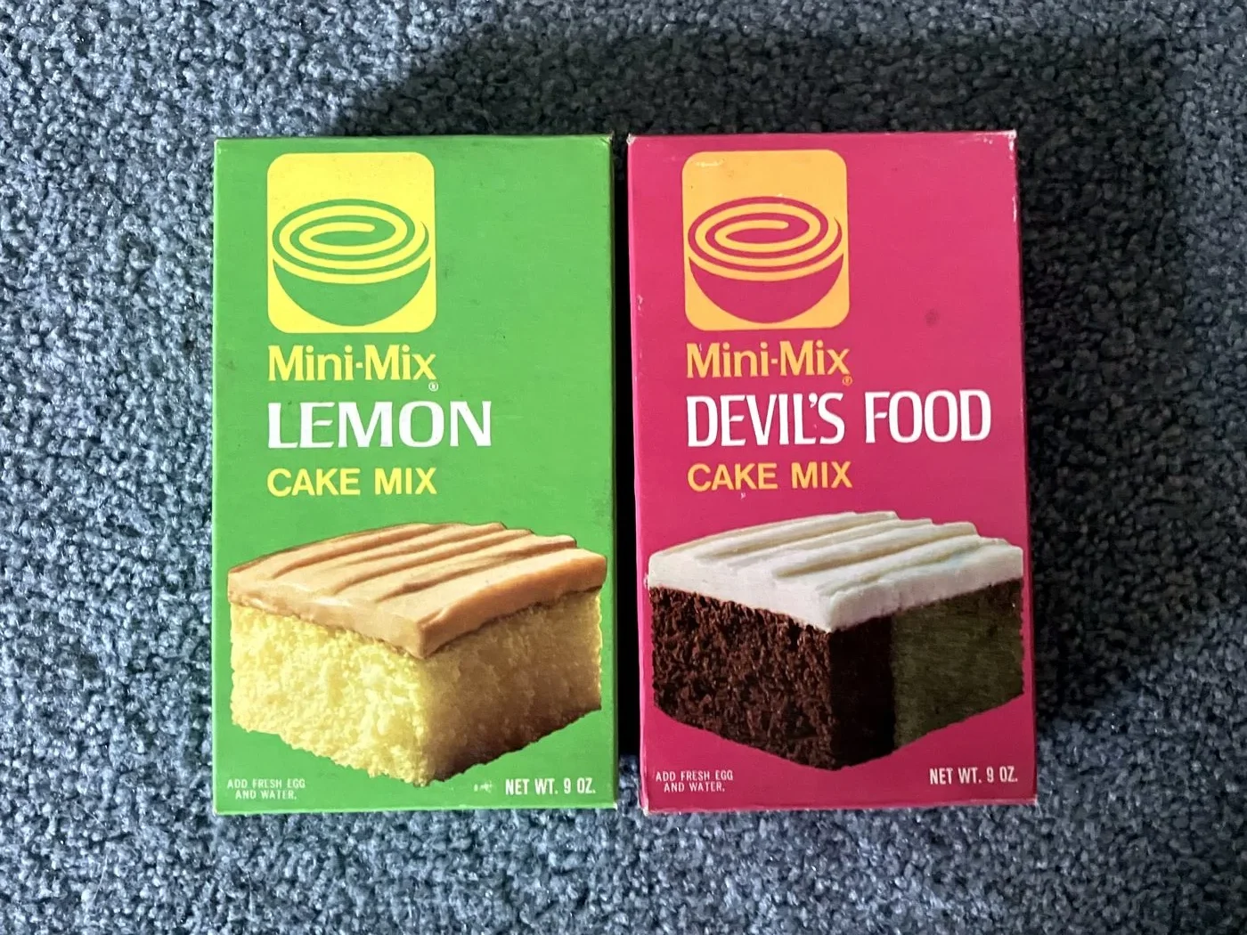 General Mills Mini-Mix cake mix boxes from Knut Simonson's archive.